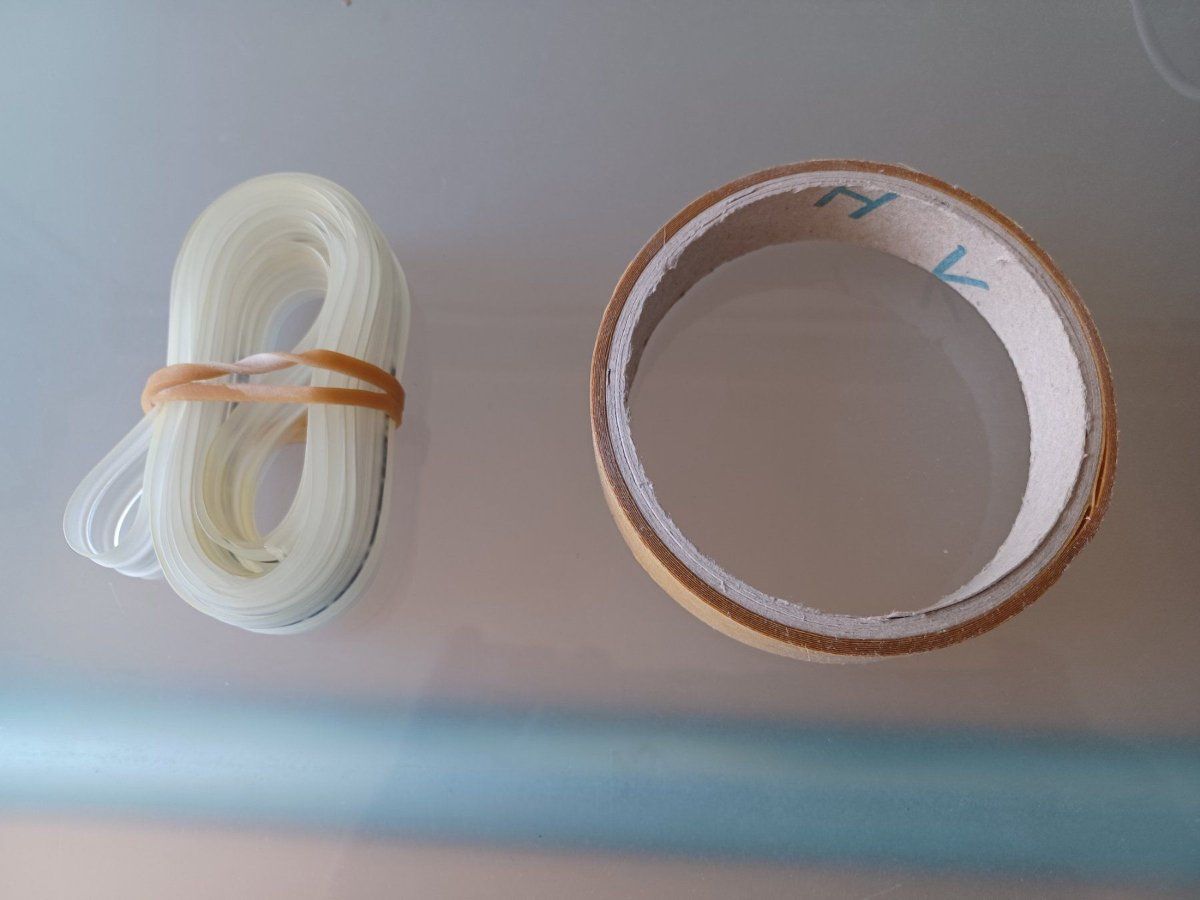 Nastri decorativi: Eclipse Tubelesskitband TPU + doppelseitiges Klebeband – Nuovo e nell'imballaggio originale da Ebmatingen venduto da swiss.canadian