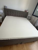 Boxspringbett grau mit Knopfheftung guter Zustand SwissSense
