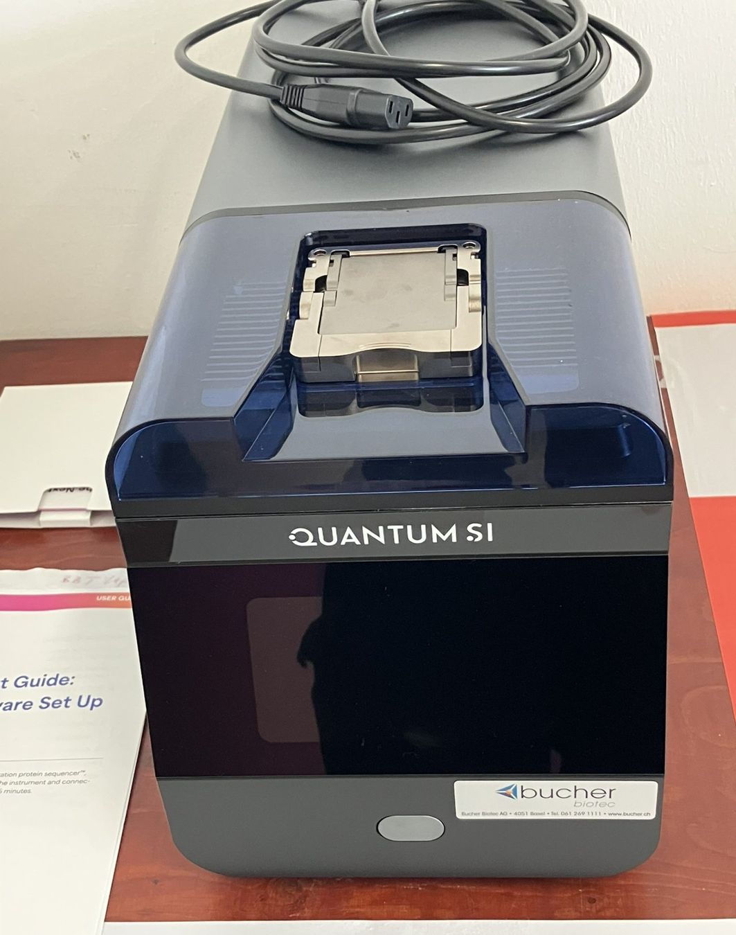 Medizinische Geräte: Quantum-Si Platinum Protein Sequencing System – Gebraucht aus Uzwil von arnex01