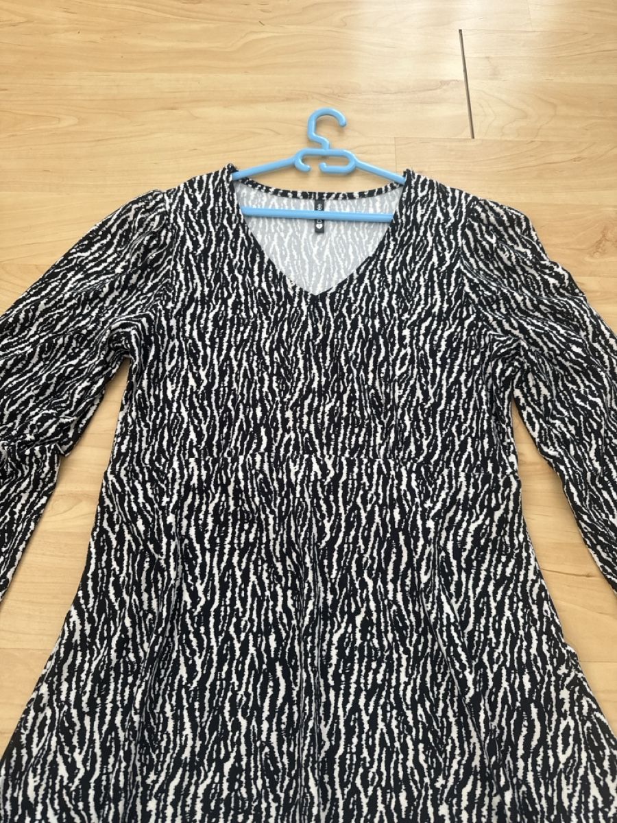 Vestiti: Neue Kleid Gr.S – Nuovo (secondo la descrizione) da Waltenschwil venduto da lina-04 1