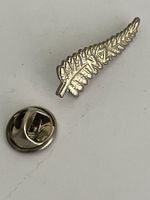 Pin Farn Blatt mit NZ von Neuseeland