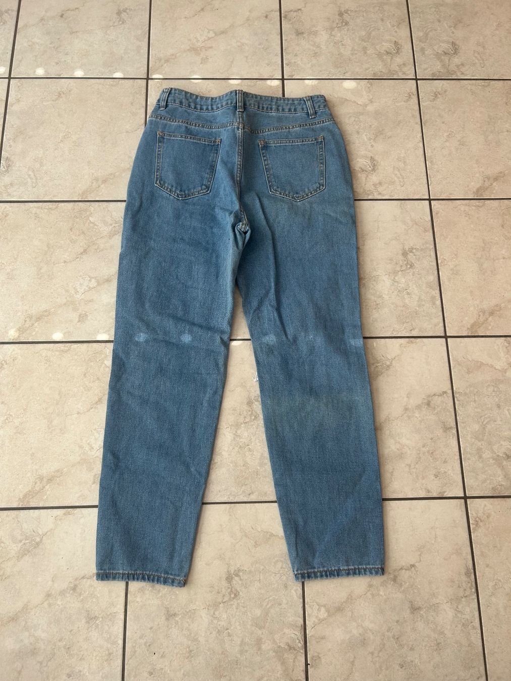 Jeans: Damen Jeans im Destroyed-Look – Neu (gemäss Beschreibung) aus Oberurnen von simgug 1