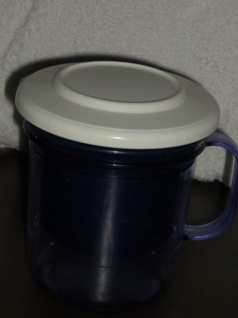 Tupperware Tassen: TUPPERWARE THE TASSE – Gebraucht aus St.Gallen von Anso 3