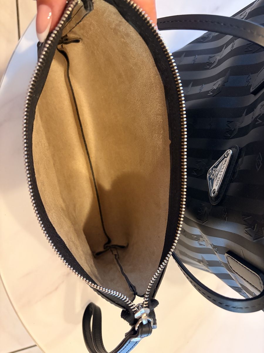 Maison Mollerus Taschen für Damen: Mollerus Shopper Genf schwarz/silber – Gebraucht aus Wangen b. Olten von na_wal 1