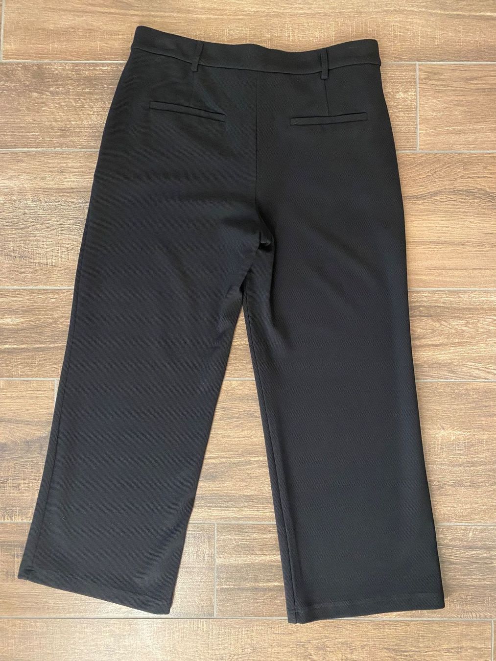 Comma Pantaloni: Comma Hose schwarz Winterhose Gr. 44 – Usato da Arlesheim venduto da san_w9vr 3