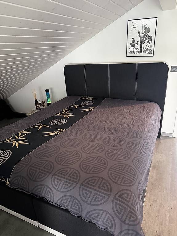 Conforama Lits: Lit boxspring – D'occasion à Missy par bir_62ll