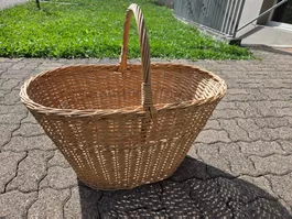 Weidekorb mit Henkel, gross