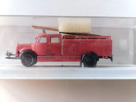 Mercedes-Benz L311 TLF 15 "Metz" Feuerwehr von Brekina 1/87