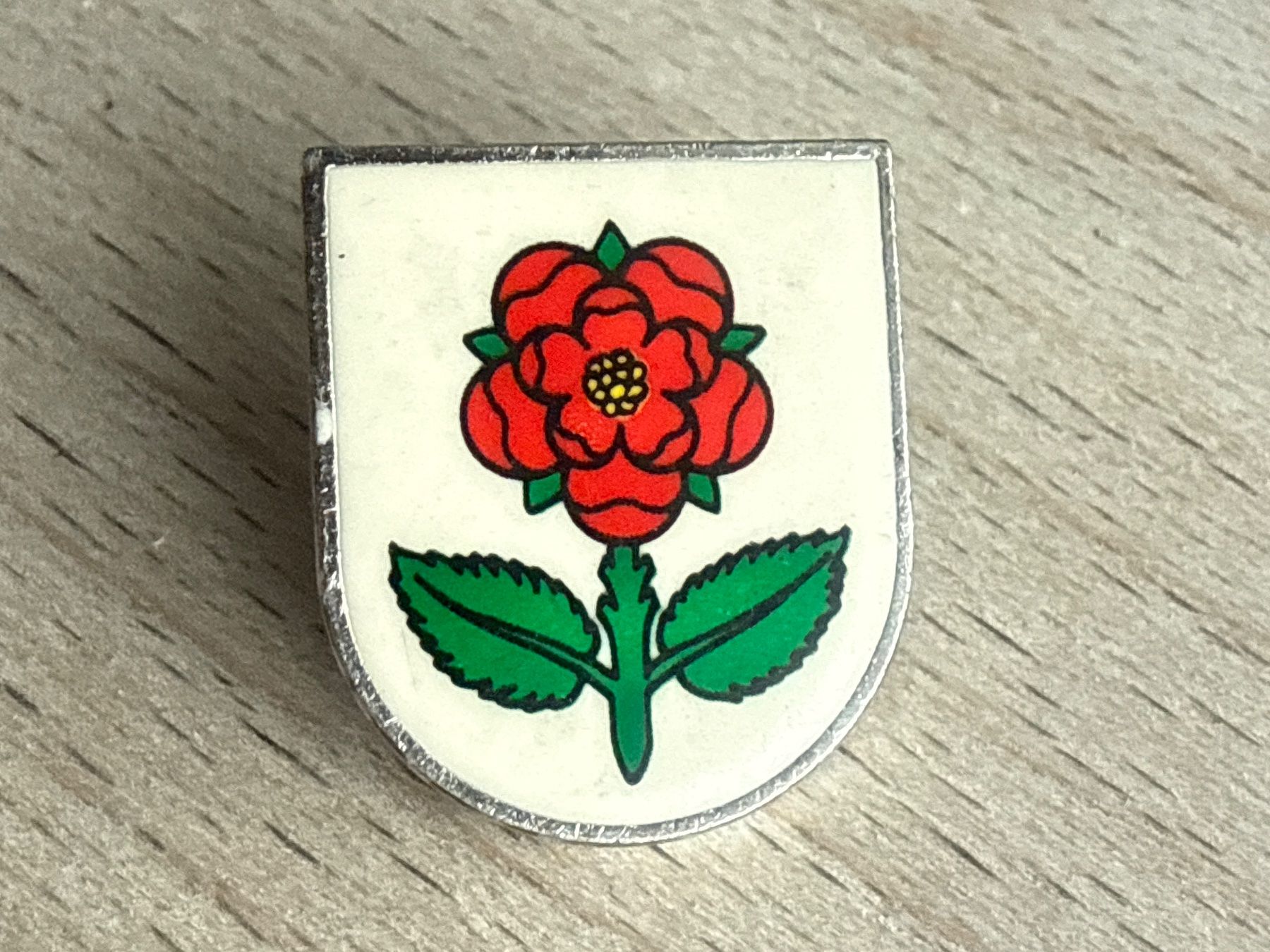 Placchette & Badge: Pin Wappen – Usato da Glattbrugg venduto da Schweigmatt