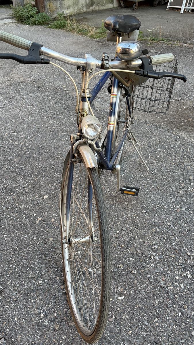 Biciclette: Oldtimer Velo blau mit Korb – Difettoso da Maisprach venduto da car_l2rm 3