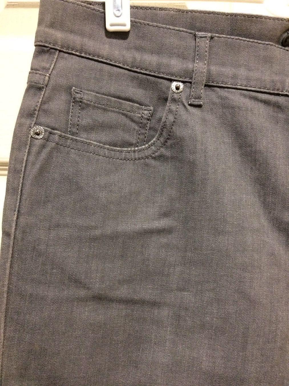 Lacoste Jeans: Lacoste, Jeans, Gr: 30 – Nuovo e nell'imballaggio originale da Adliswil venduto da RedDelicious 1
