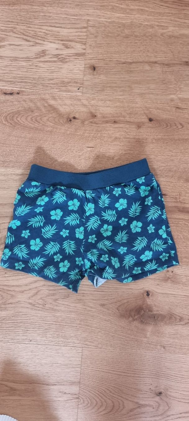 Lotti & Set di vestiti: 11er-Set: Mädchenkleider Grösse 116/122 – Usato da Lachen SZ venduto da allesweg78 2