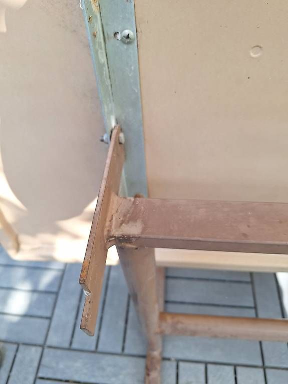 Tables: Stabiler Metall Gartentisch klappbar – D'occasion à Muri AG par Edlerweiss 5