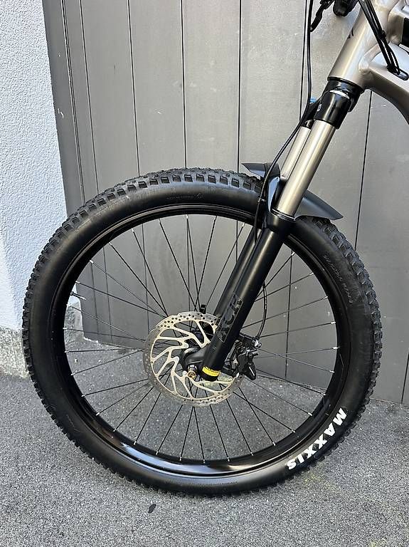 Velos: E-bike MTB Full  Merida eONE-TWENTY 27.5 solo 947 km – Gebraucht aus Quartino von DiloUsato 9