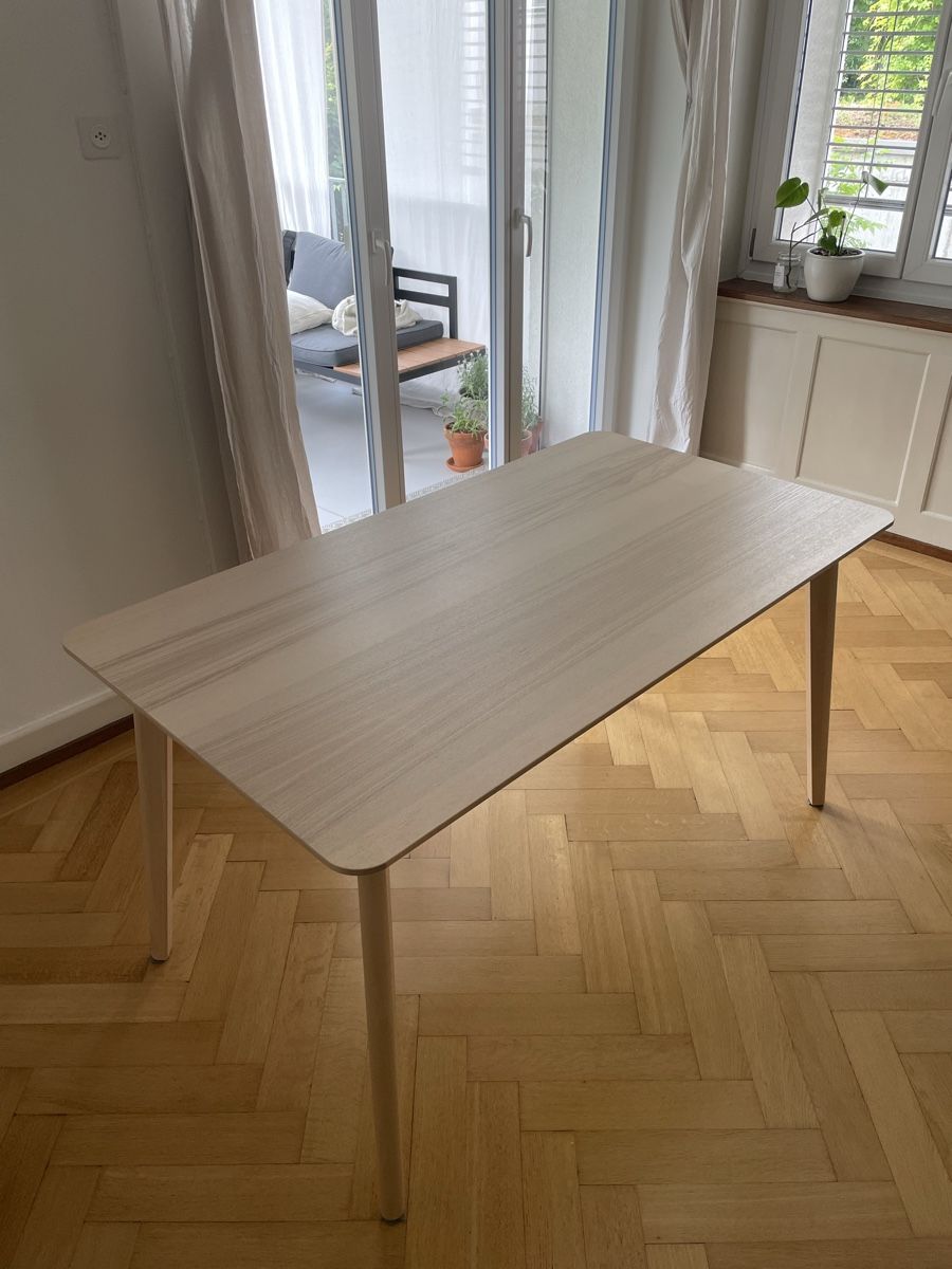 Tavoli: Esstisch LISABO Eschenfurnier 140x78cm – Usato da Olten venduto da ann_8ghr