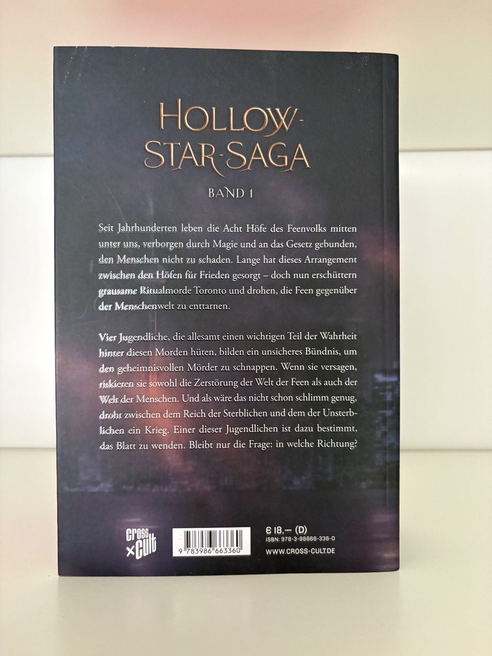 Libri: A Dark and hollow Star - Ashley Shuttleworth – Nuovo (secondo la descrizione) da Steffisburg venduto da elsa.catalina 2