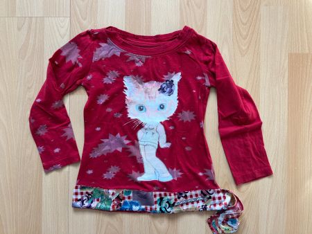 Desigual Sweatshirt rot mit Katze Grösse 5/6