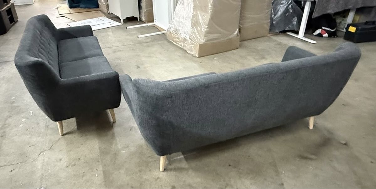 Divani: 2 Sofas Skandi grau Stoff. Zustand gut – Usato da Adliswil venduto da Relsip 7