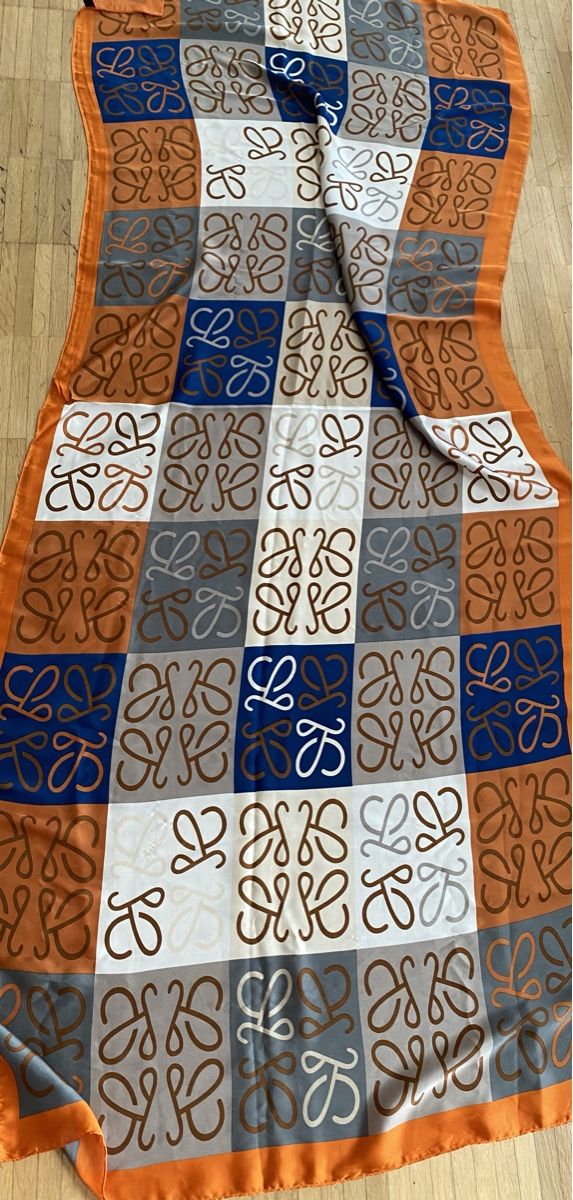 Foulards, Tücher & Schals: Seiden Schal 🌸 – Gebraucht aus Opfikon von Luis144 4