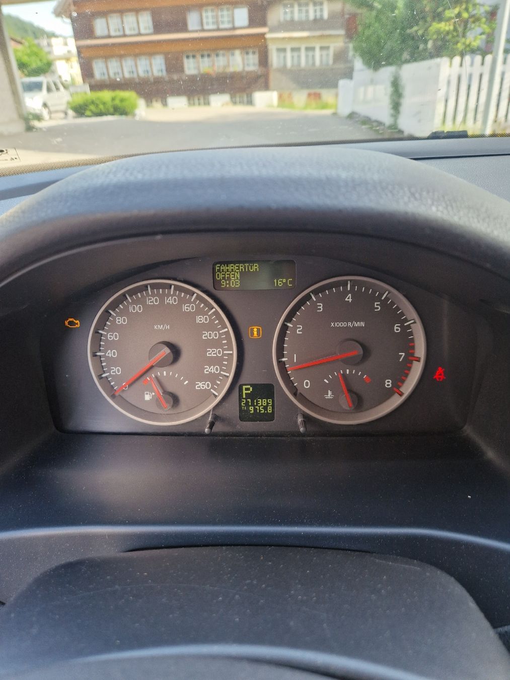 Volvo Automobili: Volvo V50 T5 AWD – Usato da Brunnadern venduto da Landolt66 8