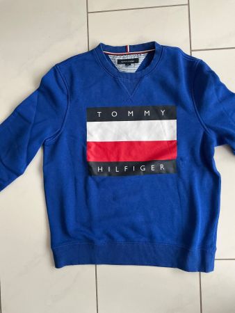 Schöner Pullover Tommy Hilfiger Gr.S