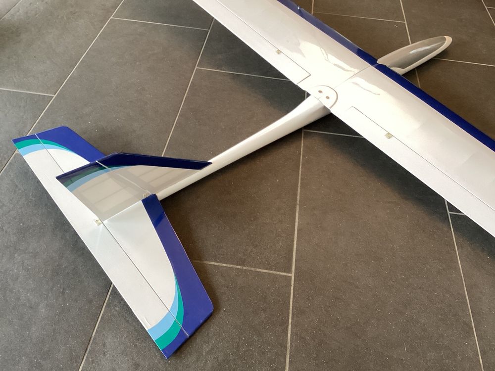 RC Kits de montage: Spirit Elite Spw 1,98m mit Servos RTF – D'occasion à Jegenstorf par Evolo 6