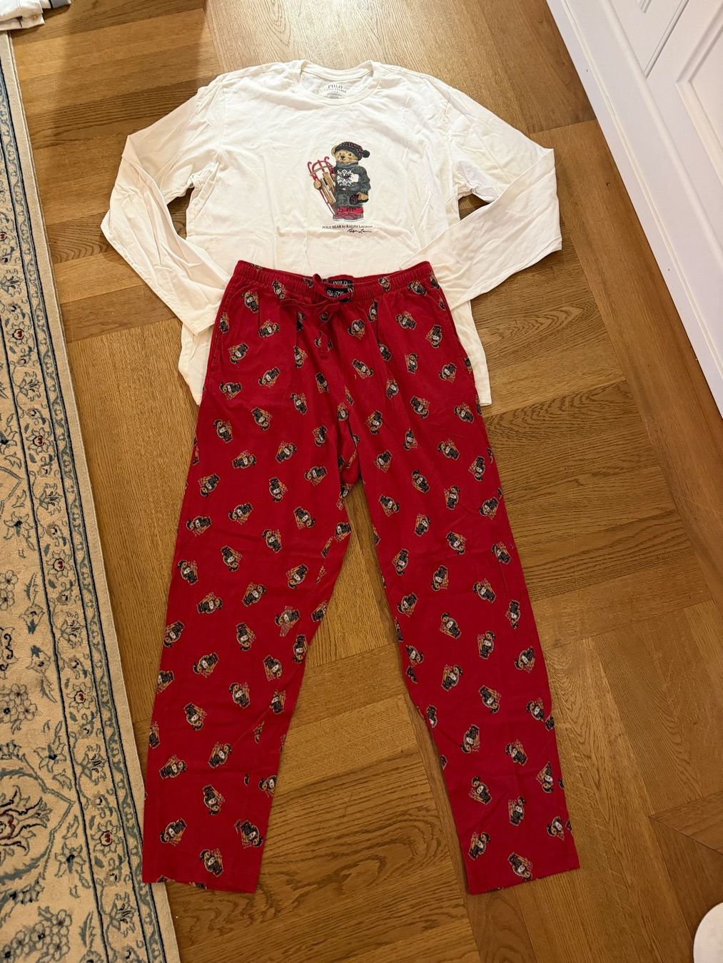 Ralph Lauren Pigiami: Polo Ralph Lauren Pijama – Nuovo (secondo la descrizione) da Zürich venduto da Koska