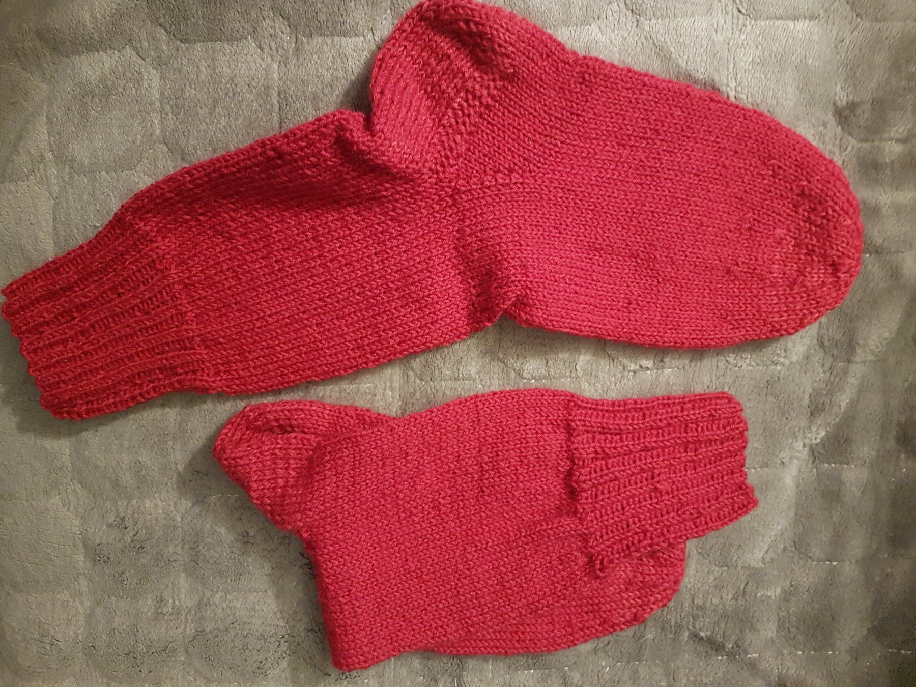 Calze: handgestrickte Socken Gr. 42 – Nuovo (secondo la descrizione) da Ursenbach venduto da gruenblau 1