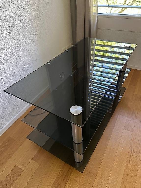 Mobili TV: TV-Kommode aus Glas – Usato da Wädenswil venduto da Dada93 1