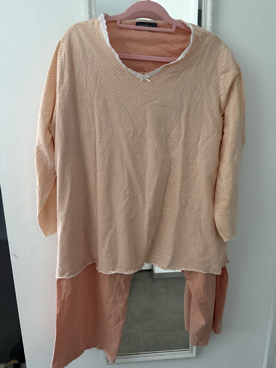 Negligees & Pigiami: Schlafanzug 2 Grösse 52/54.  Oberteil plus Hose – Usato da Pfeffikon LU venduto da pepino17