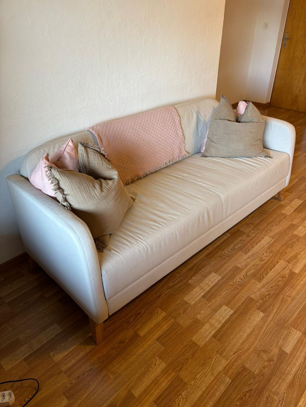 Ikea Divani: Ikea Linanäs 3er-Sofa Vissle beige – Usato da Bever venduto da jul_5726 1