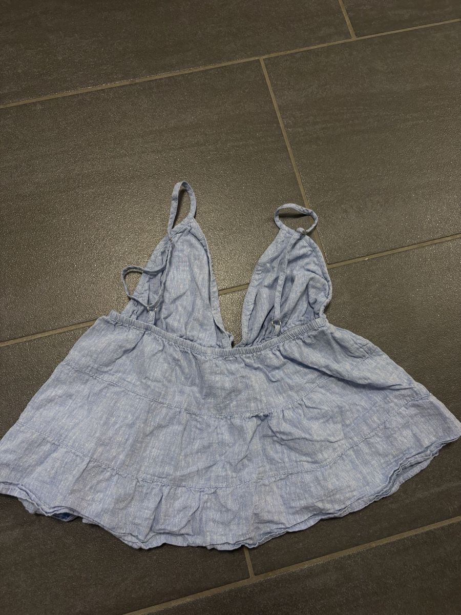 Brandy Melville Tops: Brandy Melville Linen/Cotton Top S – Gebraucht aus Rümlang von svent 3
