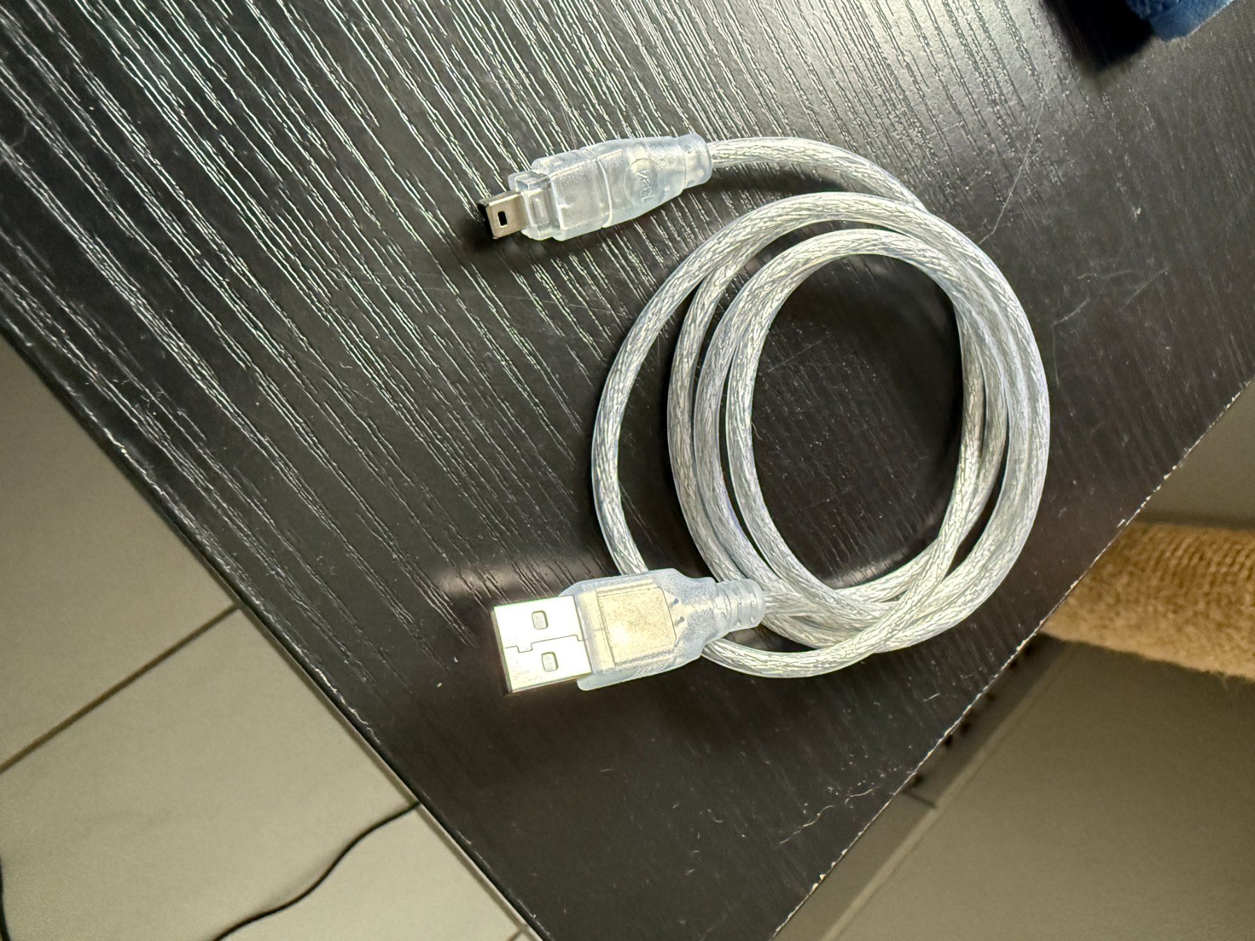 Kabel: Firewire Kabel IEEE1394 – Gebraucht aus Schneisingen von Tomthedragon
