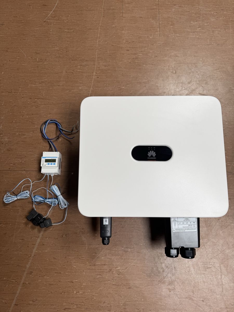 Huawei Inverter: Huawei Wechselrichter SUN2000-12KTL-M5 Top Zustand! – Usato da Gränichen venduto da Pero.95