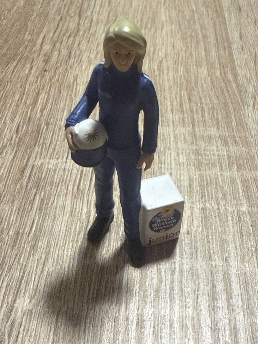 Tonies Statuette: Tonie Junior Polizei Wieso Weshalb Warum – Usato da Rümlang venduto da sar_lys7