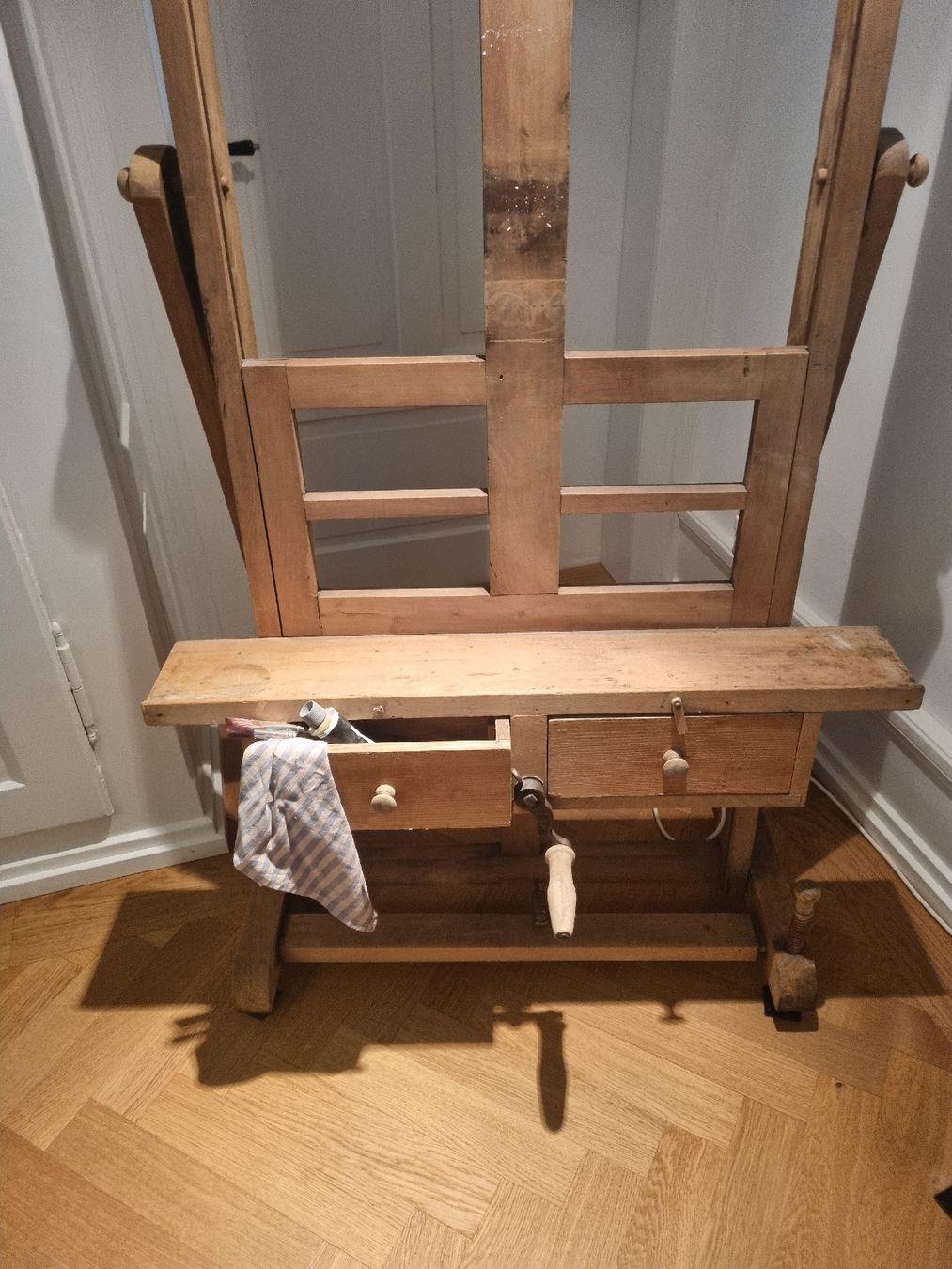 Articoli in legno: Holz staffelei ca.250j.alt – Usato da Zürich venduto da eva4107 1