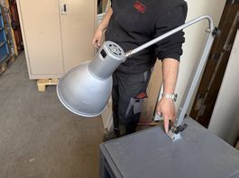 robuste Industrieleuchte bzw. Gelenkleuchte