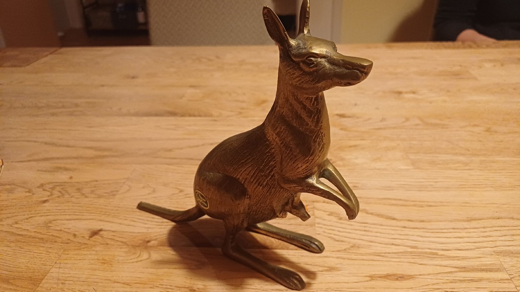 Statuette: Schönes Kängeru mit Jungem – Usato da Flawil venduto da Pinkmalibu 3