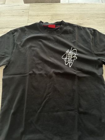 T-shirt Hugo Boss noir, taille M - Look décontracté!
