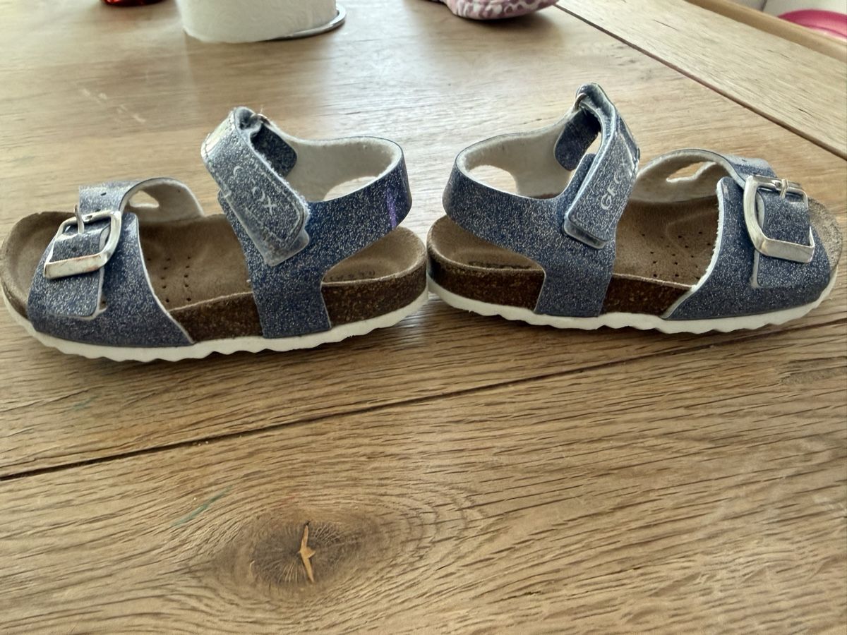 Geox Chaussures filles: Geox Sandalen – D'occasion à Dällikon par vis_cvd5 1