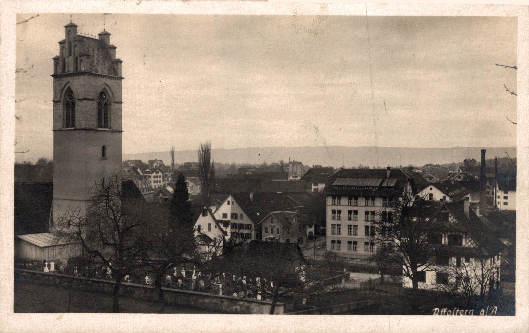 Cartoline postali: Affoltern a/A. Reformierte Kirche, Seidenweberei Naef – Usato da Bronschhofen venduto da Astore
