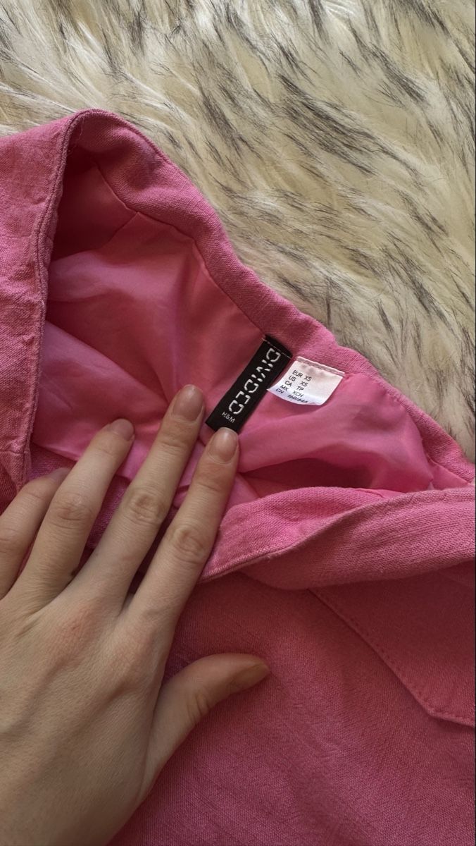 H&M Gonne: Pink Mini Skirt from H&M Divided - Summer Essential! – Usato da Wallisellen venduto da res_7kd9 4