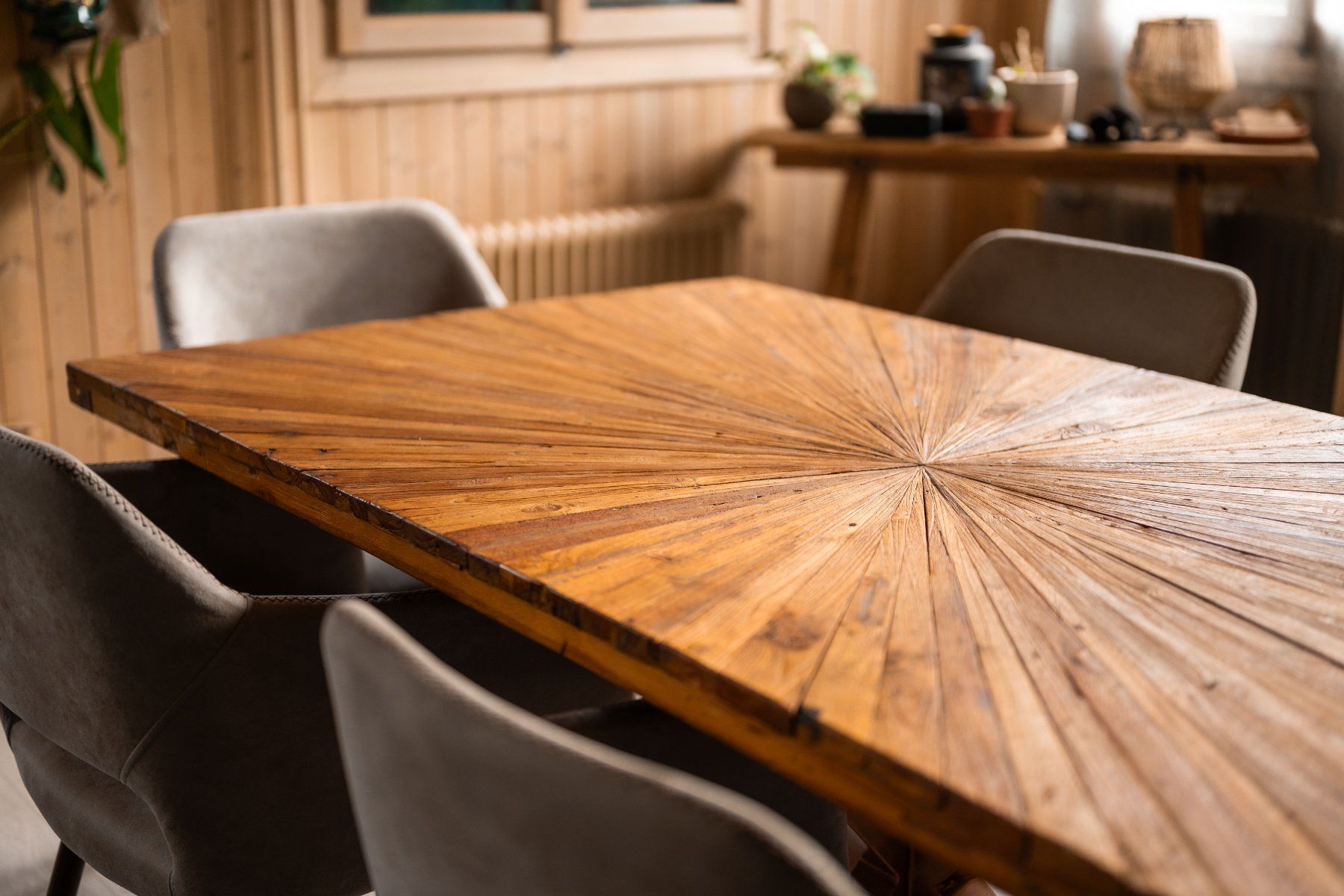 Table design en bois et métal – 180 × 100 cm (Gebraucht) in Château-d ...
