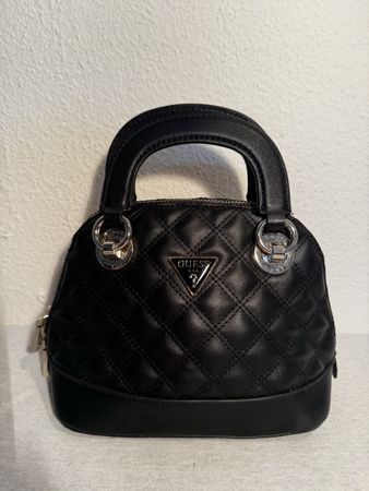 Guess Cessily Small Dome Satchel Handtasche, schwarz, neuwer