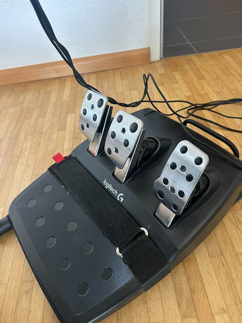 Giochi: Komplettes Rennsimulator-Set! Playseat Challenge + Logitech – Usato da Laufen venduto da silvantschan 2