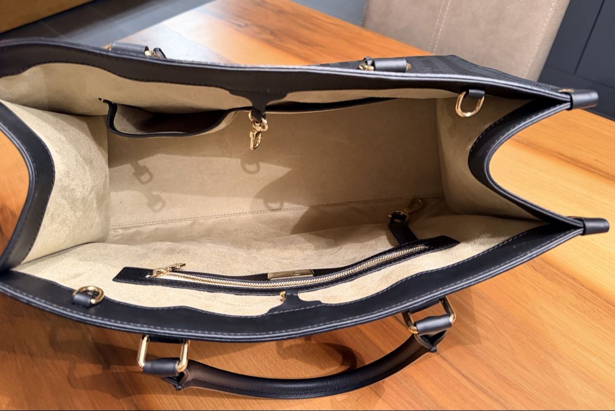 Maison Mollerus Taschen für Damen: Maison Mollerus Tasche schwarz/gold – Neu (gemäss Beschreibung) aus Muotathal von lil_pq5n 4
