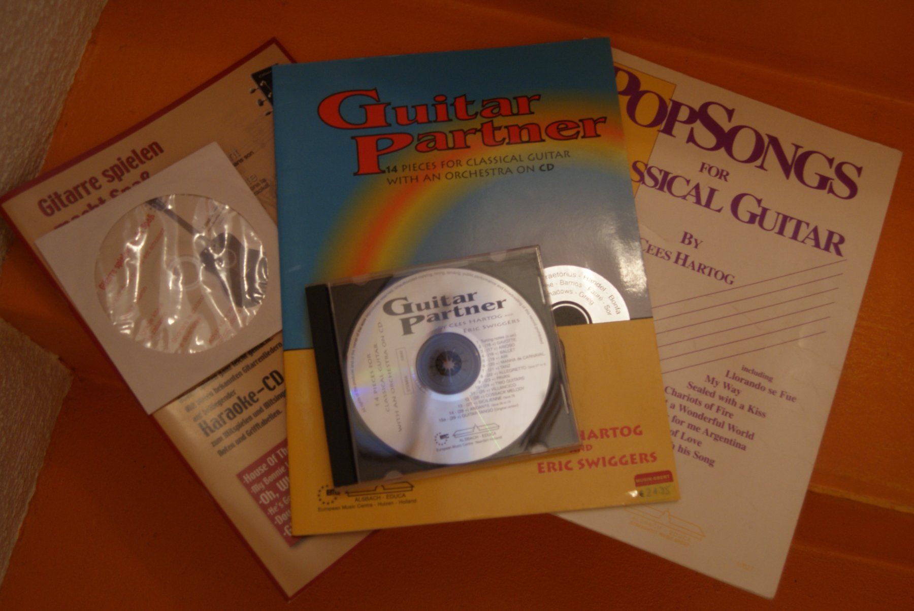 Libri: Gitarren Notenhefte – Usato da Romanshorn venduto da dany610