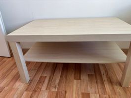 Couchtisch aus Holz mit Ablagefach