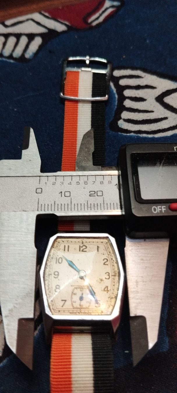 Orologi: Montre années 30's – Usato da La Chaux-de-Fonds venduto da jac_9llg 8