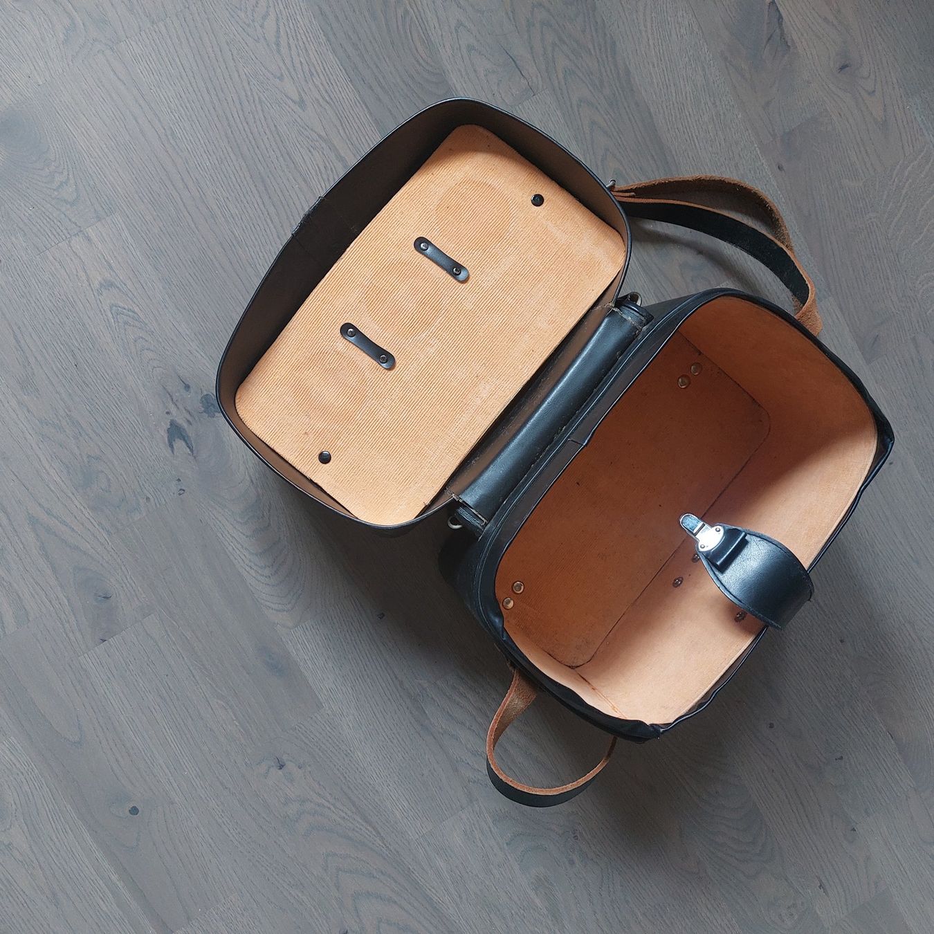 Borse: Vintage Fototasche Leder – Usato da Belp venduto da Hitsch6 2